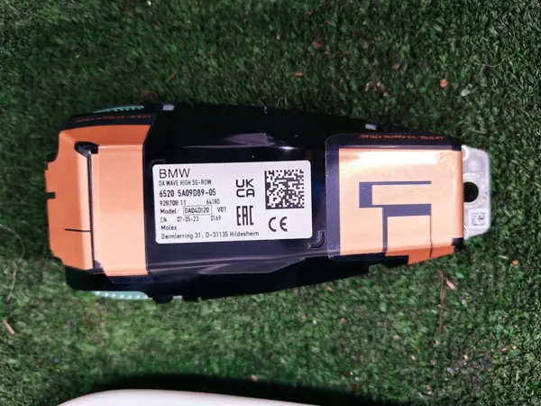 BMW X5 G05 LCI Couverture Antenne Toit OEM 5A09D89 5A236E1 image 3