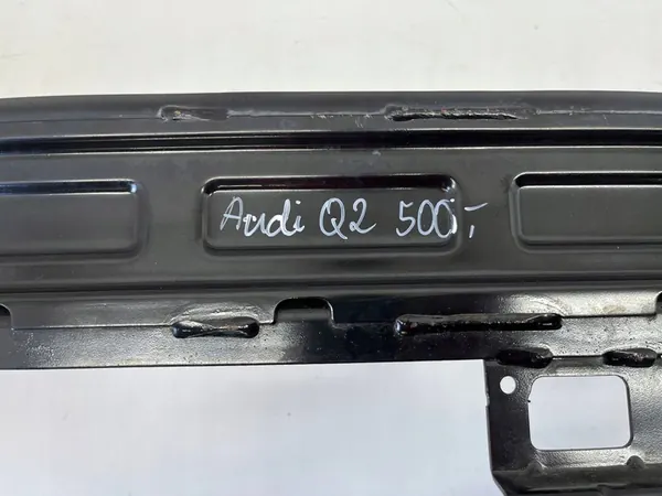 Etupuskuri Audi Q2 2018 image 3