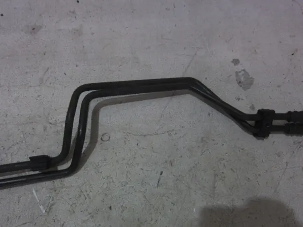 BMW Z3 E36 3.0I M54 Öljynjäähdytinlinjat OEM 7503571/2 image 4