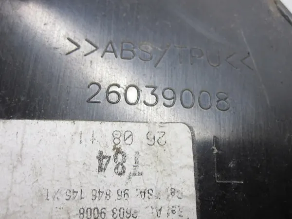 Cache phare gauche arrière PEUGEOT 3008 OEM 96846146XT image 4