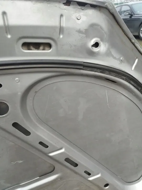 Volkswagen VW Golf MK5 Motorhuv Reflex Silver OEM image 3