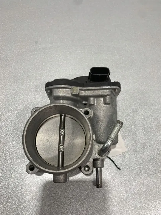 Subaru Forester 2019 elektronisk spjällkropp OEM FBZ18342 image 5