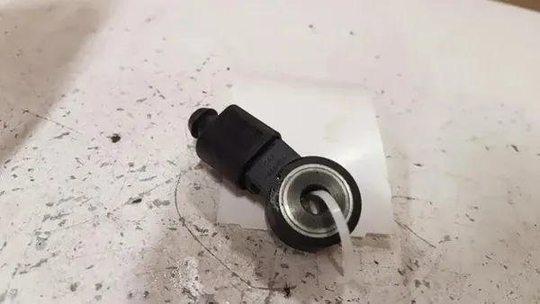 Knacksensor OEM 030905377D för Skoda Scala 1.0 image 4