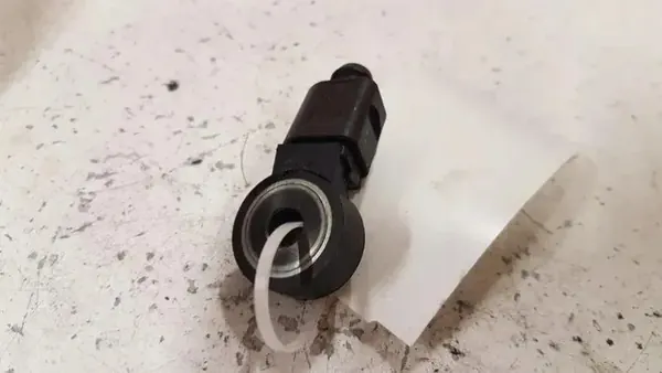 Knacksensor OEM 030905377D för Skoda Scala 1.0 image 5