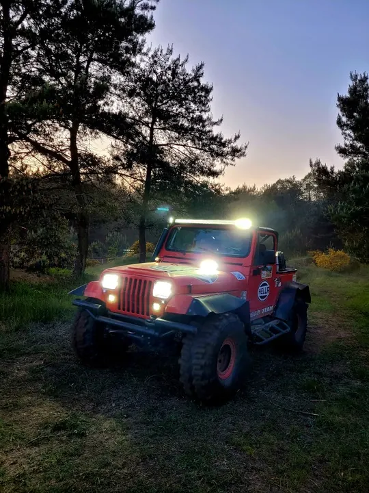 Barra de luz LED Hella Black Magic 32" image 9