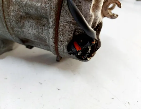 Compressore AC Audi A4 B9 S4 image 4