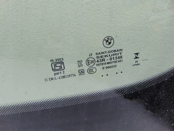 Para-brisa dianteiro BMW OE 51317475976 usado image 7