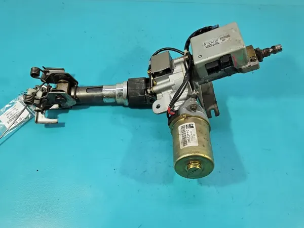 Ohjaustehostimen pumppu Opel Corsa C 1.7 DTI OEM 24463940 image 5