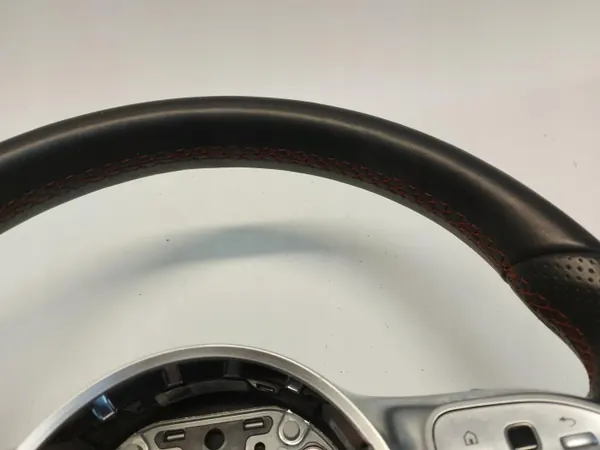 Volant Mercedes OEM A0050004599 Occasion image 6