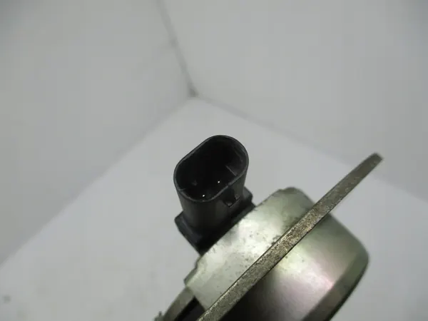 VW Audi 1.8 2.0 FSI Kamaxeljusterare 06H109259C image 3