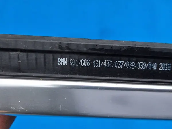 Hintertür Fensterdichtung OEM QUA9063 Rechte Seite BMW X3 image 4