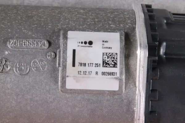 Actuador de dirección BMW OEM 6890677 para G11 G15 image 9