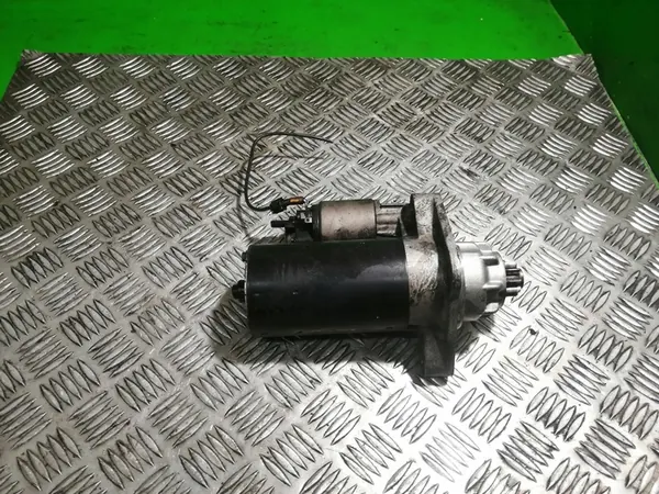 Motor de arranque VW TOUAREG 2.5L diésel 070911023B image 2