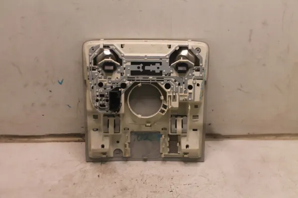 Innenbeleuchtung Volkswagen OE 1K0947133E image 2