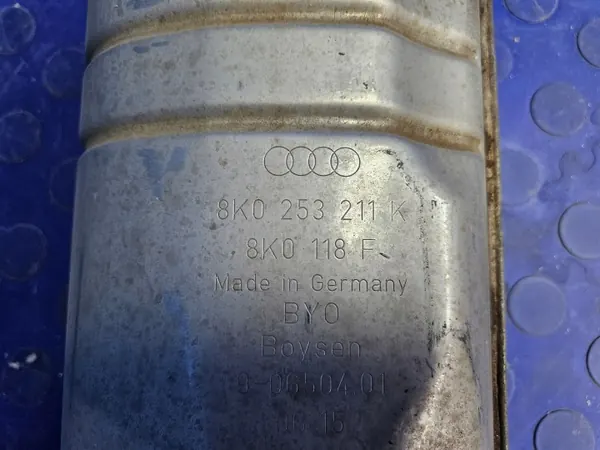 OEM 8K0253211K Vasen pakoputki VW Audi image 8