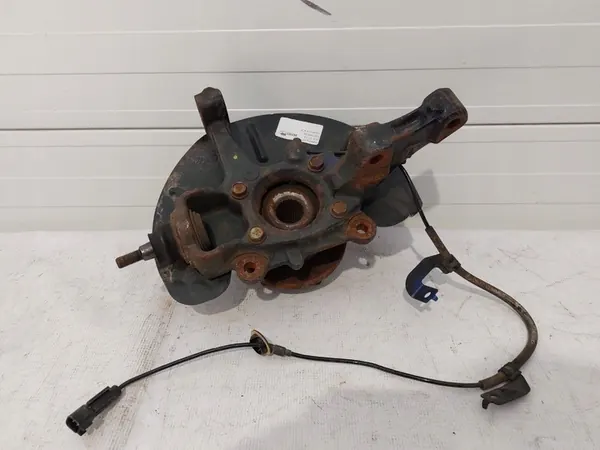 Chrysler 200 2011 Mozzo ruota anteriore lato sinistro OEM 5085887AF image 3