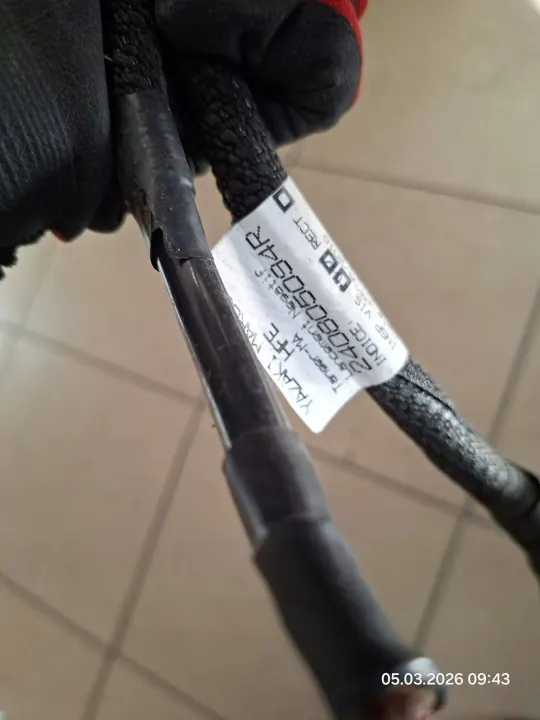 Pince de borne négative OEM 240805094R pour Renault image 5