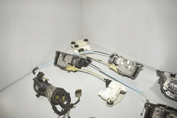 Conjunto de fechaduras OEM 7419842 BMW X5 F15/F85 image 5