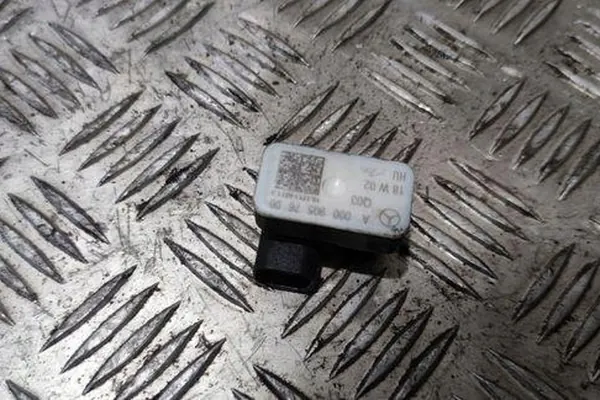 Fram vänster krocksensor MERCEDES-BENZ GLE (W166) A0009057600 image 2