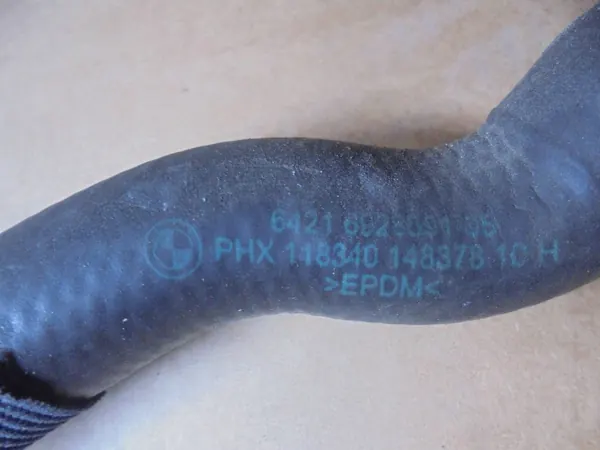 BMW Vesipumppu OEM 6928246 1-sarja E81/E87 image 4