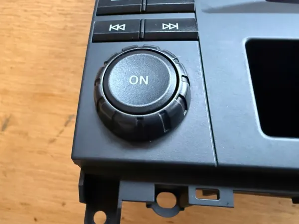 Radio Mercedes Vito W447 OEM A4479002305 image 4