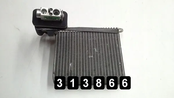 Ford ilmastointihöyrystin OEM AM-313866 - Käytetty image 3