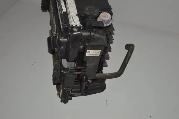 Expansionsbehållare BMW 3 (E46) 2003 image 2