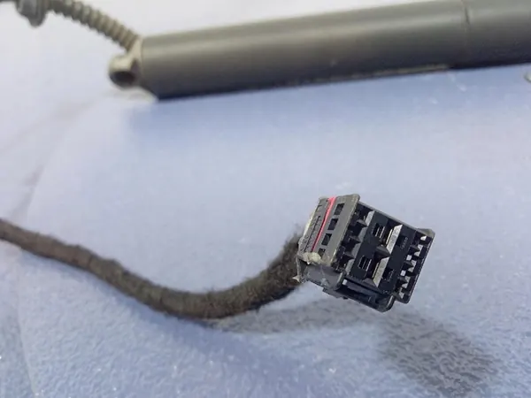 Elektrisk baklucka aktuator SKODA SUPERB III LIFTBACK OEM image 4