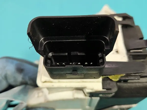 Linke Vorderes Schloss 828406 Peugeot Partner II image 7