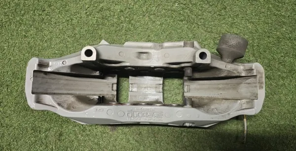 OEM Cayenne 9Y0,5 oikea etujarrusatula käytetty image 4