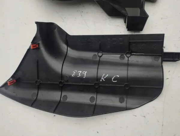 Toyota C-HR I 2020 Zijtunnelafdekking OEM 58817F4020 image 5