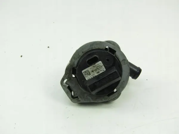 Pompe à eau Jaguar I-PACE OEM J9D3-18D474-AA image 3