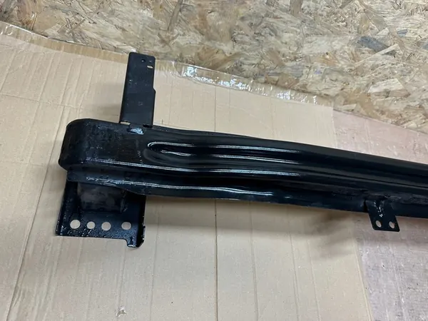 Etupuskuri VW TIGUAN 5N image 2