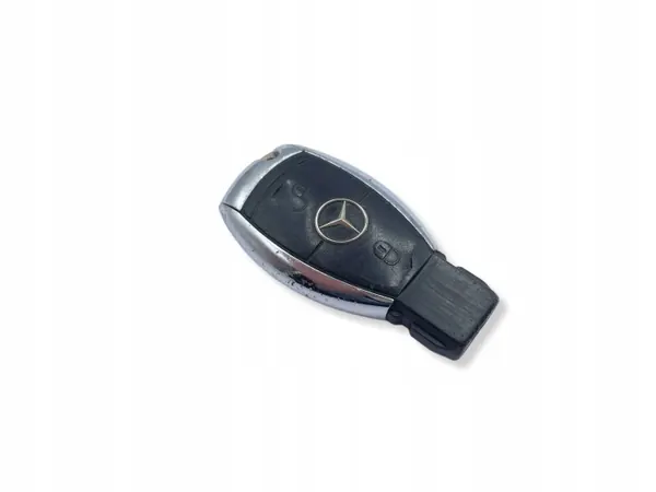 Chave Mercedes OEM UHP2242 - 2 Botões Prata Usada image 4