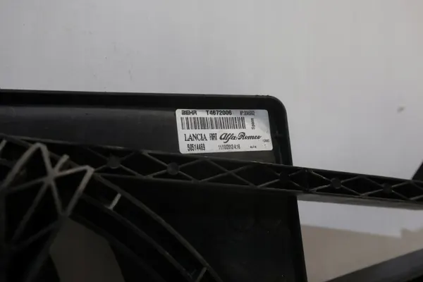Ventilador de radiador Alfa Romeo OEM 50514469 Giulietta 1.4T image 7