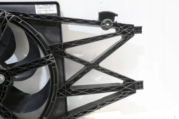 Ventilador de radiador Alfa Romeo OEM 50514469 Giulietta 1.4T image 9