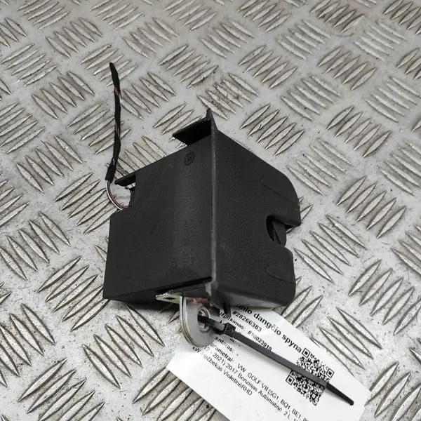 Bagagelås VW GOLF VII 5G6827505B image 2