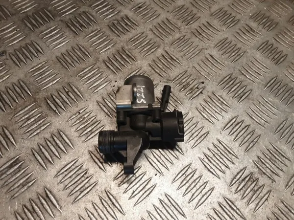 Vesimäntäventtiili OEM 2722000031 - Mercedes image 2