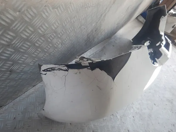 Paraurti anteriore Nissan Micra C+C K12 62022-BD040 OEM image 7