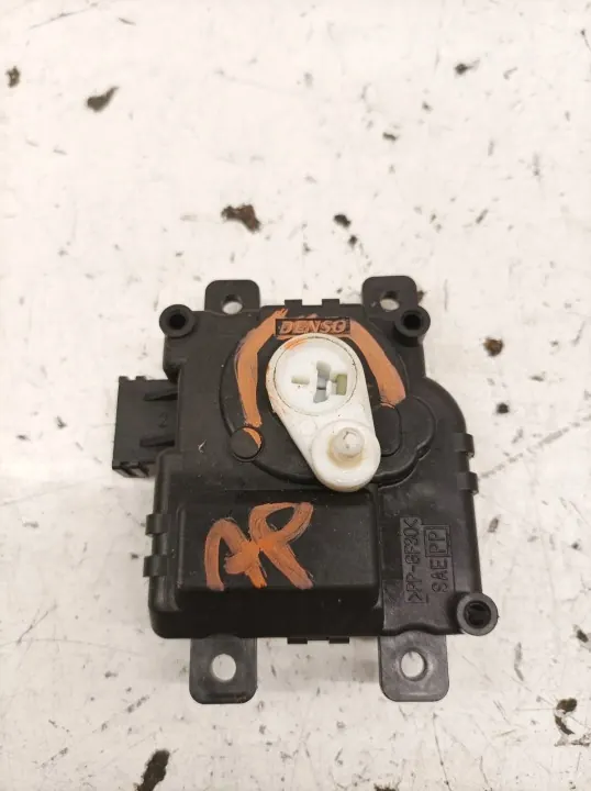 Värmemotor OEM 113800-3500 Suzuki Baleno II image 3