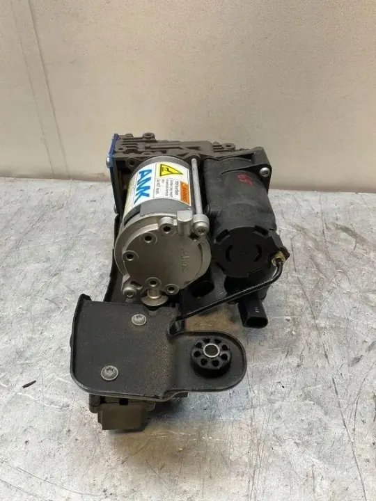 BMW X5 E70 jousituskompressori 256510 image 4