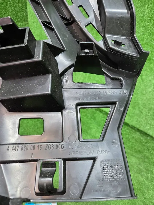 Glissière de pare-chocs avant gauche Mercedes Vito A4478800016 image 8