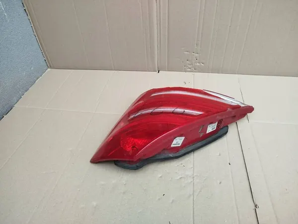 MERCEDES S-KLASSE W221 RECHTER ACHTERLAMP A2218201464 image 3