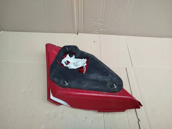 MERCEDES S-KLASSE W221 RECHTER ACHTERLAMP A2218201464 image 5