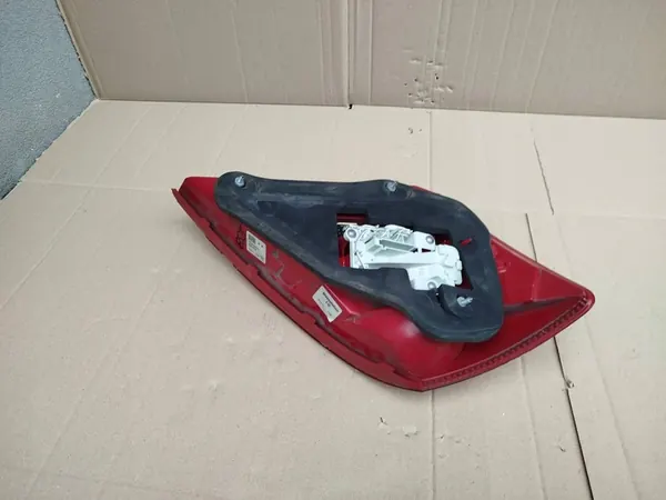 MERCEDES S-KLASSE W221 RECHTER ACHTERLAMP A2218201464 image 6