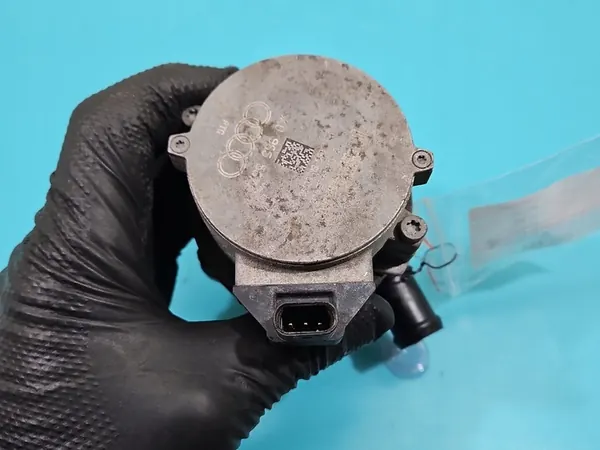 Vattenpump Audi Q5 08- 3.0 TFSI 8K0965567A image 4