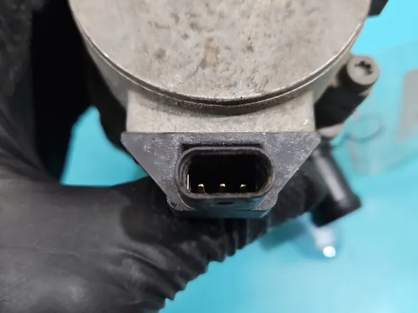 Vattenpump Audi Q5 08- 3.0 TFSI 8K0965567A image 5