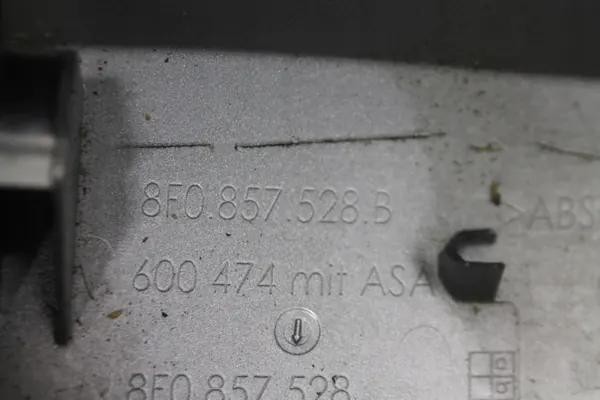 OEM 8F0857528B Carcaça espelho direito Audi A5 8T image 5