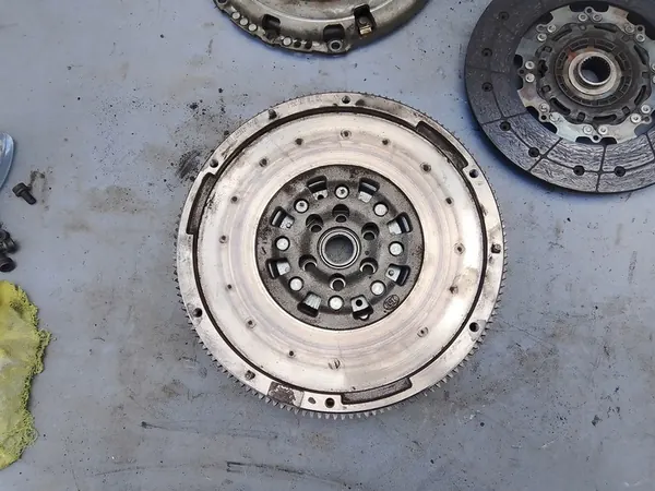 Volante Duplo 2.0 TDI VW Audi Skoda image 2