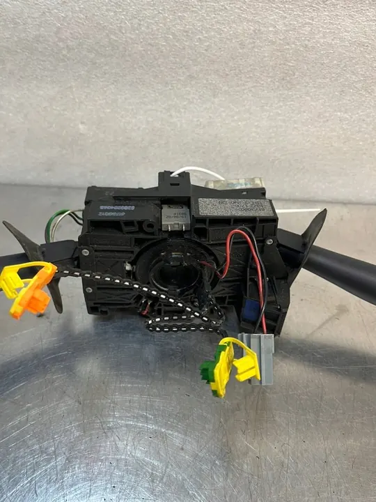 Gecombineerde schakelaar Renault Clio II 8200204068 image 3